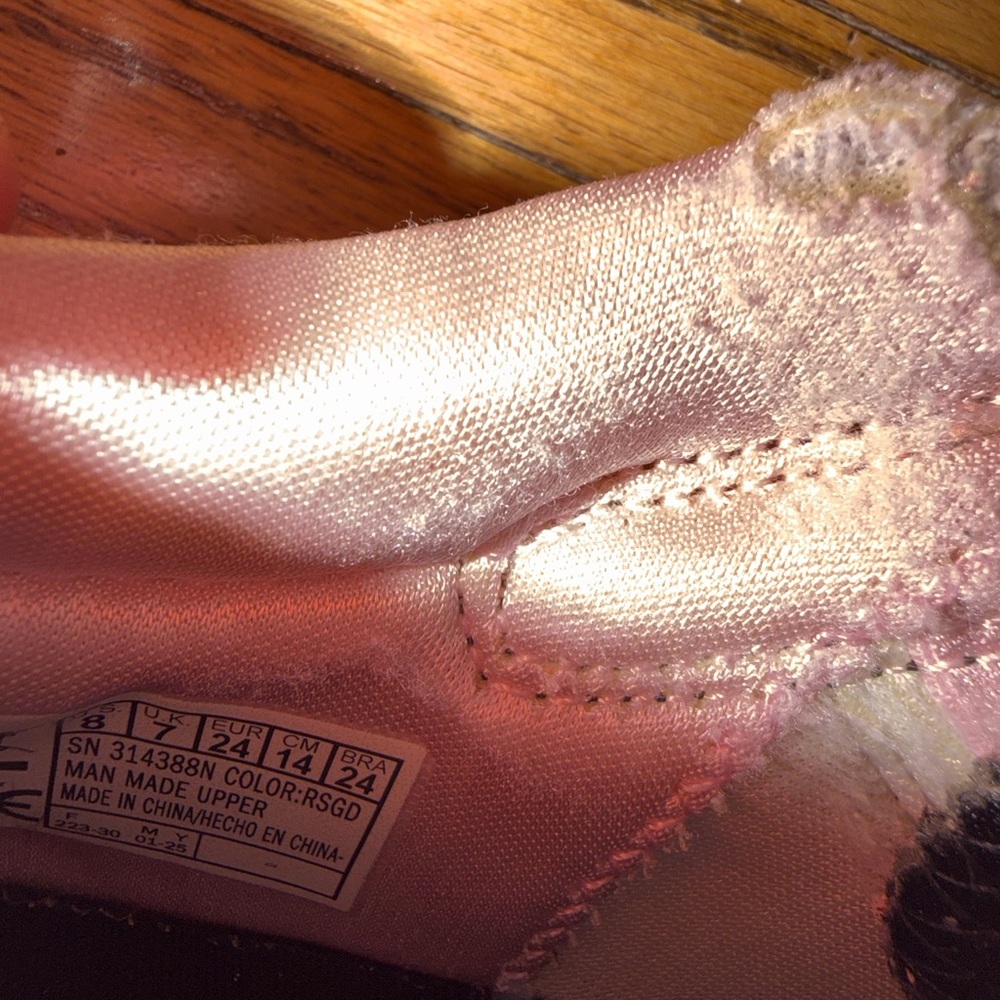 Skechers Twinkle Toes Glitter Sneakers - Picture 12 of 16